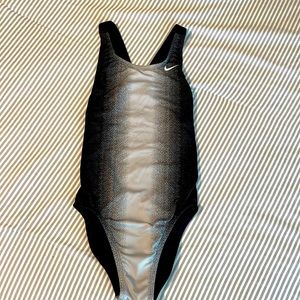 Ladies athletic style Nike One piece swimsuit